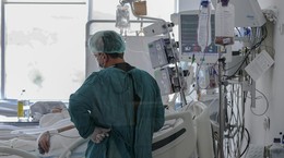 Doktoru 'Basit Bir Enfeksiyon' Dedi, Birkaç Ay İçinde Öldü!