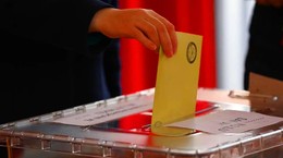 Son Ankette Bir Partiden Sürpriz Yükseliş! Seçim Yarışında Tüm Dengeleri Değiştirebilir