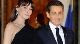Eski First Lady'nin İddialı Pozları Gündem Oldu