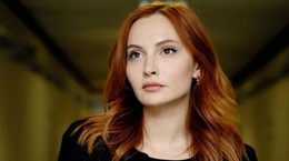 TRT Dizisinin Kadrosundan Çıkarılan Başak Gümülcinelioğlu'ndan İlk Açıklama! 'Omurga Her Şeydir'