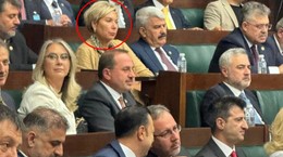 Grup Toplantısında Sürpriz! Ünlü İş İnsanı Leyla Alaton AKP Sıralarında