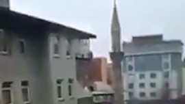 Ağrı’da minareden AKP seçim müziği çalındı!