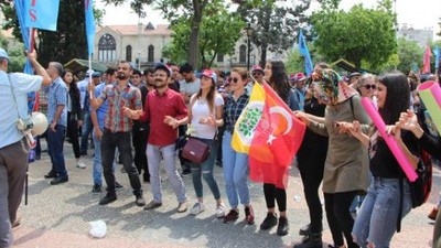 Gaziantep'te 1 Mayıs halaylarla kutlandı