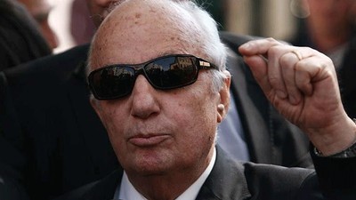 Çetin Doğan'ın eşi Meral Akşener için imza verdi