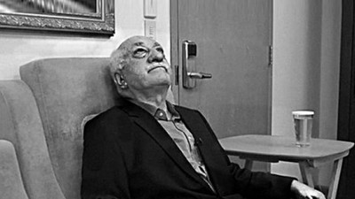 FETÖ elebaşı Gülen, darbe girişimini böyle yönetmiş!