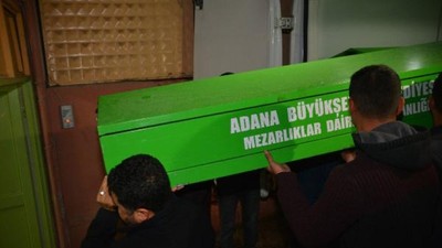 İki TIR şoförü, yol kenarında ölü bulundu