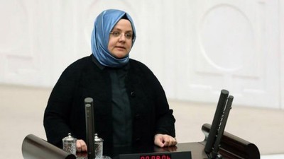 Bakan Selçuk: ‘Makarna, kömür dağıtan devlet’ten kurtulmamız gerek