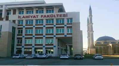 İlahiyat öğrencilerine ücretsiz formasyon ayrıcalığı