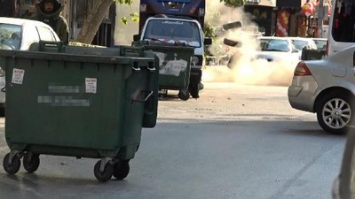 Otobüs durağında düdüklü tencere paniği!