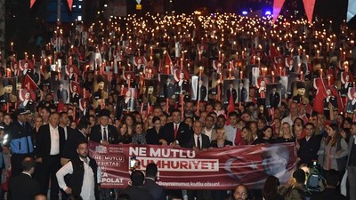 Beşiktaş'ta 29 Ekim Cumhuriyet Bayramı'nda dev yürüyüş