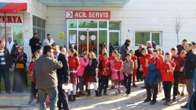 Erbaa'da 41 öğrenci gıda zehirlenmesi şüphesiyle hastaneye kaldırıldı