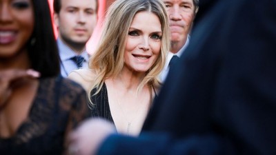 Michelle Pfeiffer'dan servet değerinde satış