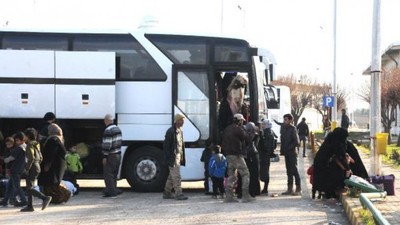 500 Suriyeli, Tel Abyad'a döndü