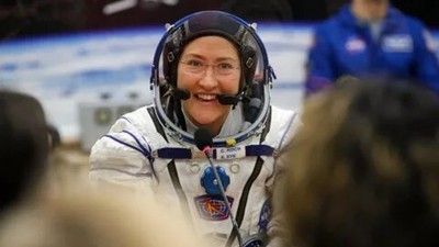 Christina Koch, tek seferde uzayda en fazla kalan kadın astronot oldu