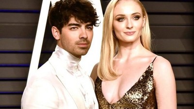 Game of Thrones dizisinin Sansa Stark'ı Sophie Turner bebek bekliyor