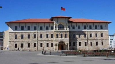 Sivas'ta 2 köy, 3 mahalle ve 4 mezrada daha karantina
