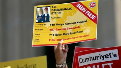 CHP'li Sertel gazetecilere özgürlük istedi