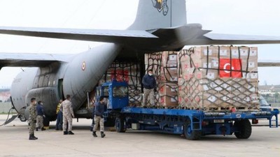 Türkiye, ABD'ye 2'nci kez sağlık malzemesi gönderdi