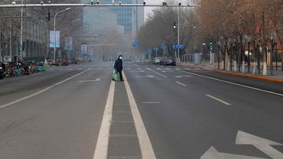 55 gün sonra yeni vakaların görüldüğü Pekin'de tecrit önlemleri geri dönüyor