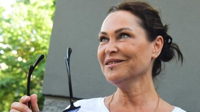 Eleştiriler umurunda değil: Hülya Avşar’ın sokak stili