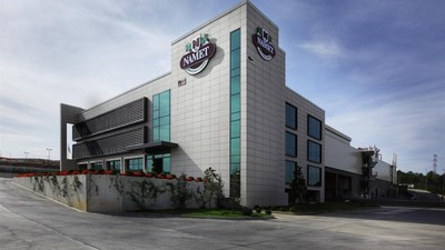 Namet işçileri risk altında çalıştırılıyor: 'Fabrikada Kovid'den kırılıyoruz'