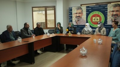 Hasta tutsak ve hükümlülerin aileleri 'Adalet Nöbeti' başlattı: Cenazesi gelmesin diye korkar olduk