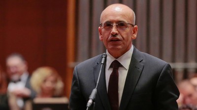 İddia: Mehmet Şimşek yakın çevresine 'İzin vermeyeceğim, bu şekilde ne kadar giderse gidecek' dedi