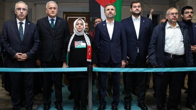 Saadet ve Gelecek Partili vekiller Gazze'ye destek için Mısır'a gitti