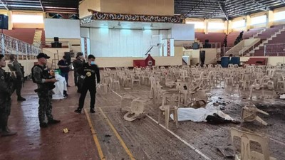 Filipinler’de bombalı saldırı: 4 ölü