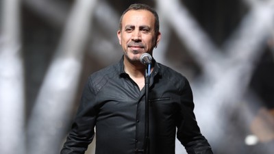 Haluk Levent telefonunu arabada unuttu: 'Getirene menemen yapacağım'