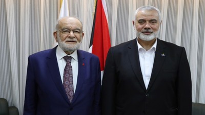 Karamollaoğlu, Hamas Siyasi Büro Başkanı Haniye ile görüştü