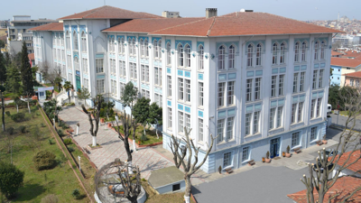 Kapısından Geçenlerin Hayatı Kurtuluyor! Türkiye'nin En İyi 5 Fen Lisesi Belli Oldu
