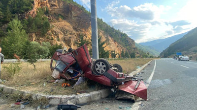 Gümüşhane'de Trafik Kazası: 1 Ölü, 9 Yaralı!