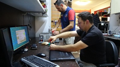 Bilgisayar Tamircisi İki Kardeş İcat Etti: 500 Liralık Elektrik Faturasını 65 TL'ye Düşürüyor