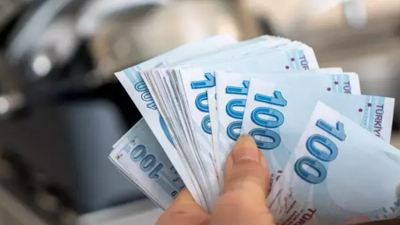 Yeni Üniversitelilere 15 Bin Lira Burs