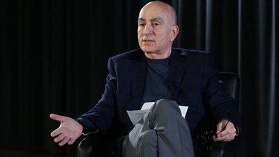 Mahfi Eğilmez'den Faiz Açıklaması: Doğru Zaman Diyerek Tarih Verdi