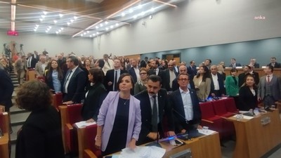 CHP’li Üyelerden Latif Aydemir Protestosu! Toplantıyı Terk Etti