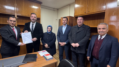 AKP'li Başkan Mustafa Çağlayan Mazbatasına Kavuştu  