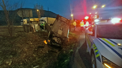 Kontrolden Çıkan Otomobil Devrildi; Sürücü Yaralandı
