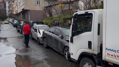 Beyoğlu'nda Feci Olay! 7 Araca Çarpıp Kaçtı