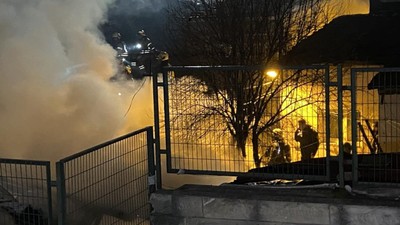 Beyoğlu’nda Korkutan Yangın! 3 Gecekondu Alev Alev Yandı