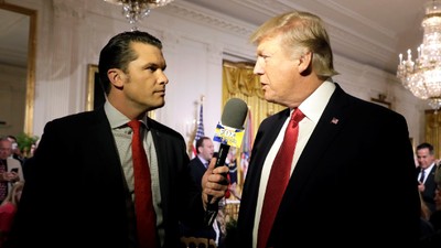 Trump'ın Savunma Bakanlığı için Aday Gösterdiği Pete Hegseth Bir Oy Farkla Seçildi