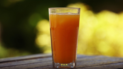 Hafızayı Çelik Gibi Güçlendiriyor! Bilim İnsanları Açıkladı: 1 Bardağı Ömrü Uzatıyor