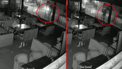 Kadıköy'de Bir Kafeye Art Arda Silahlı Saldırı