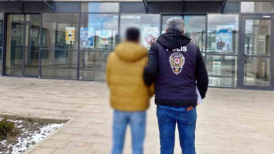 Afyonkarahisar'da Dolandırıcılıktan Aranan Firari Yakalandı