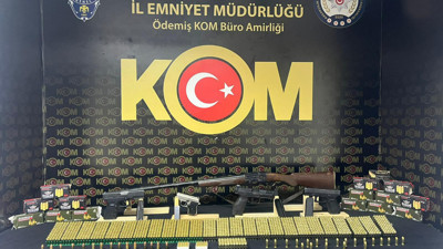 İzmir'de Ruhsatsız Silah Operasyonunda 3 Gözaltı