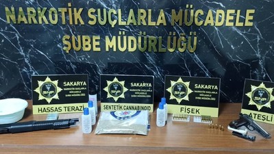 Sakarya'da Uyuşturucuya Geçit Yok: 4 Ayrı Operasyonda 16 Şüpheli Gözaltında