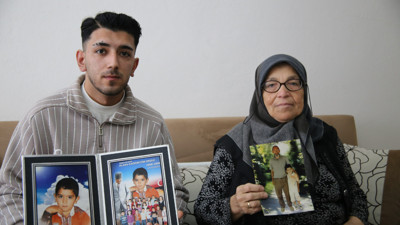 İki Bileziğe Evlatlık Verildi, 21 Yıl Sonra İkinci Şoku Yaşadı: '15 Bin Lira Verirsen Annenin Yerini Söylerim'