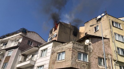 Gemlik’te Boş Daire Küle Döndü