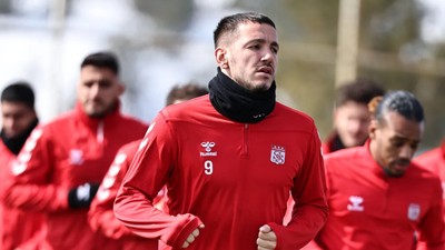 Sivasspor, Başakşehir Maçı İçin İstanbul’da